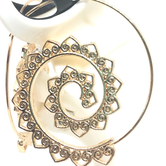 14k Yellow Gold Plated Funky Earrings - Picture 4 of 10